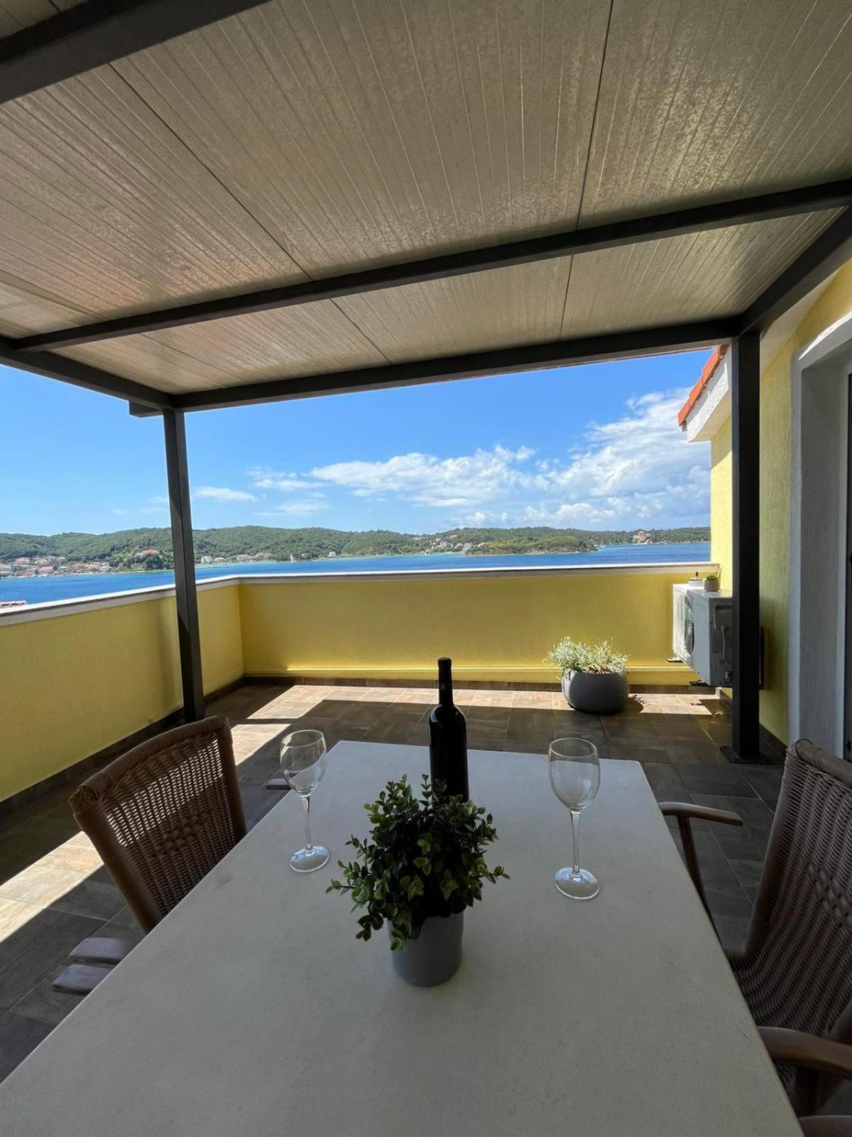 Apartment Jelena Rab Town Kamer foto