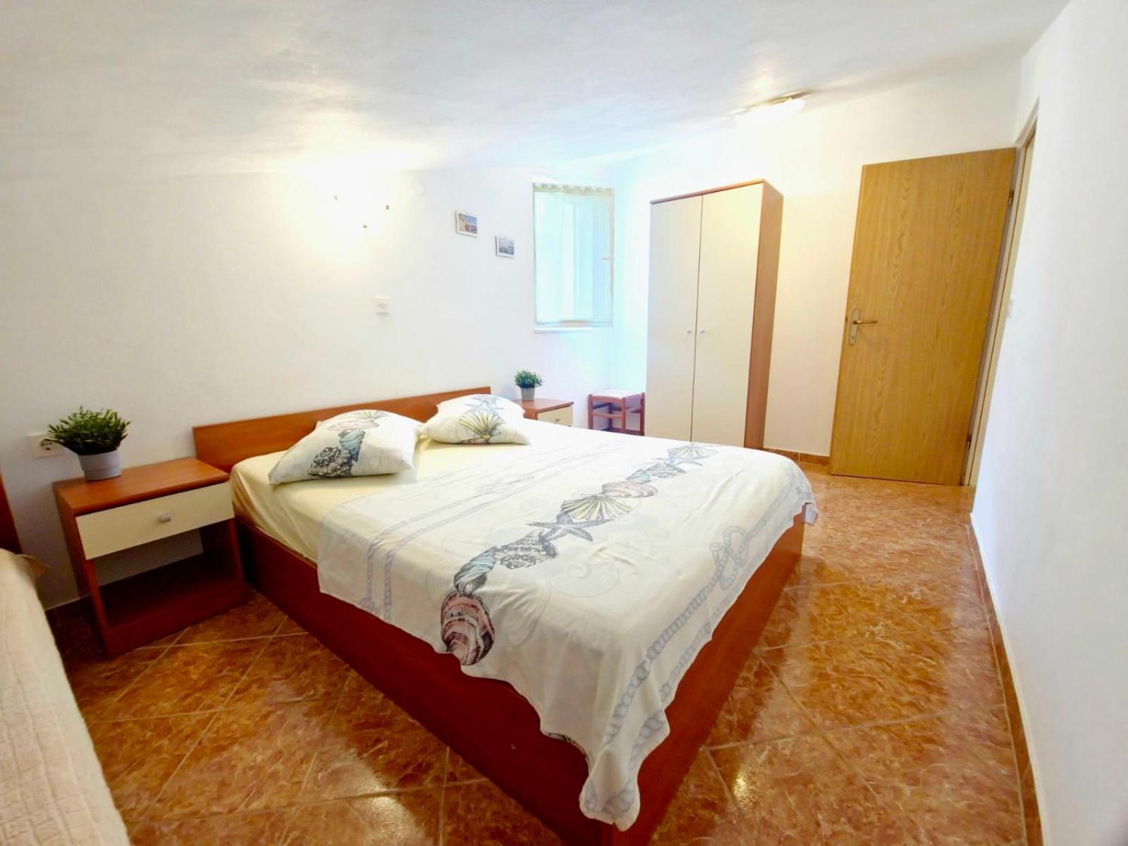 Apartment Jelena Rab Town Buitenkant foto