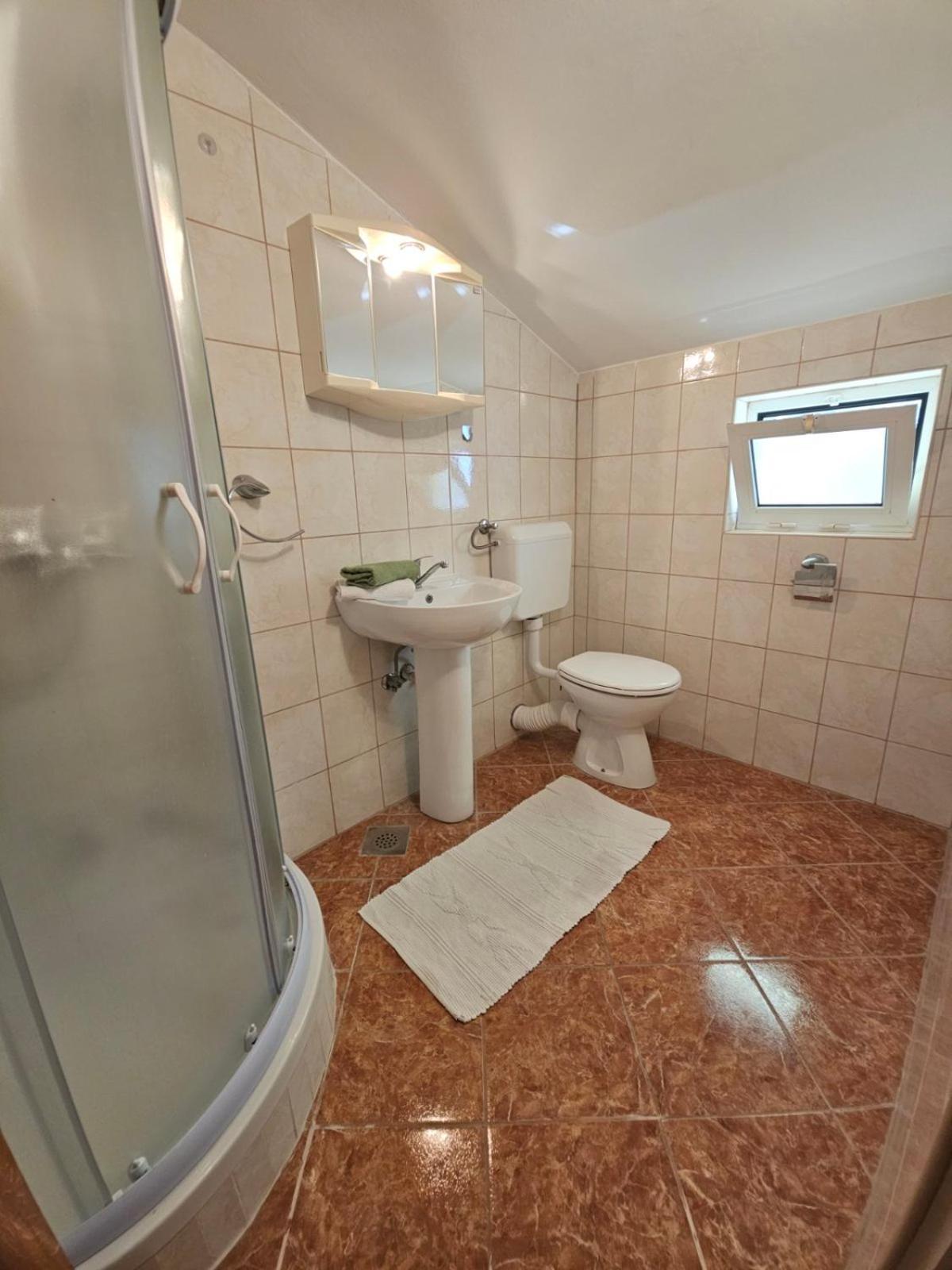 Apartment Jelena Rab Town Buitenkant foto